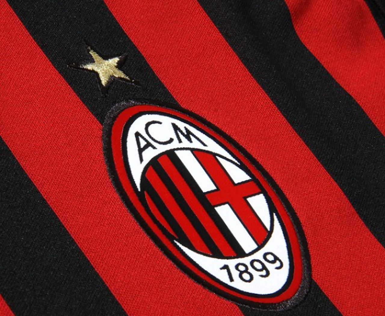 completo calcio AC Milan nuova