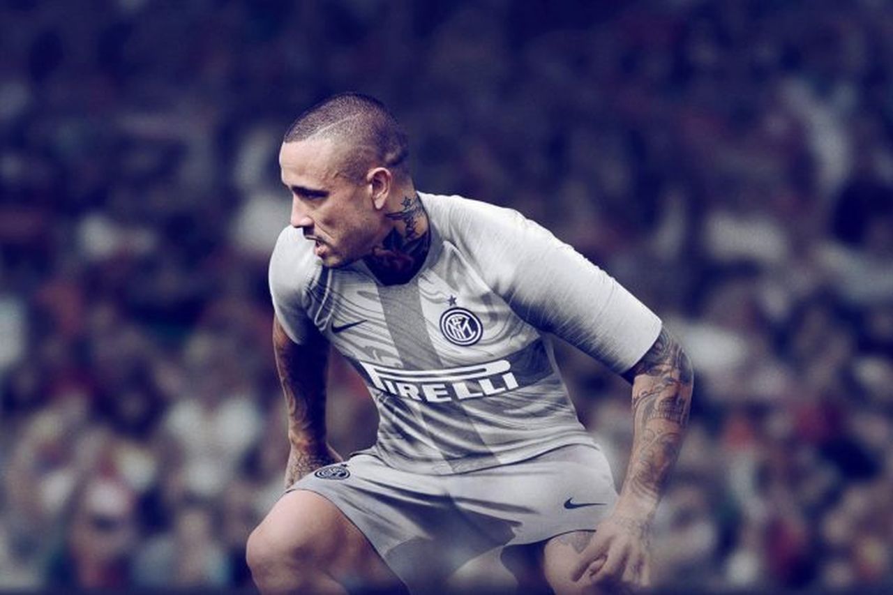 I migliori siti dove comprare maglie da calcio online | Punto Ecommerce
