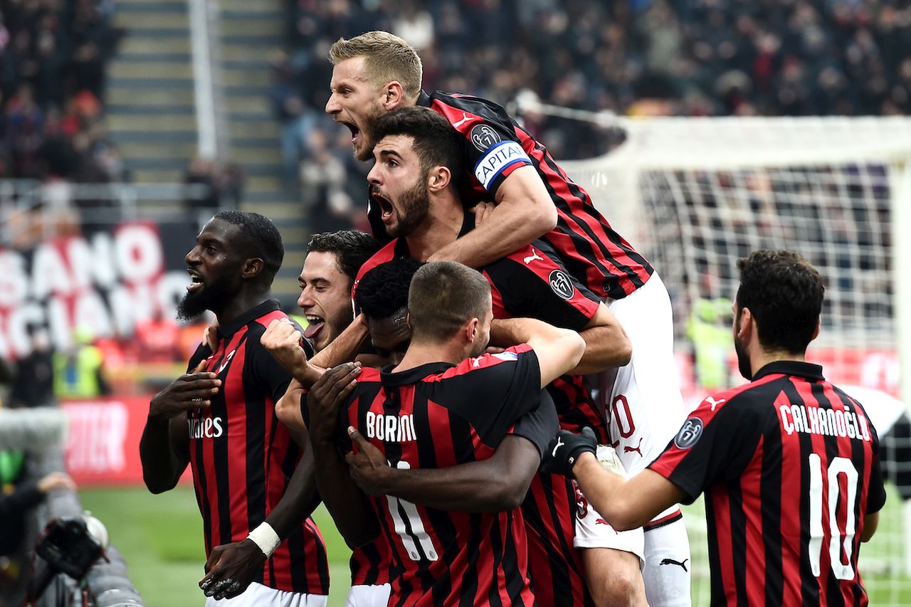 Milan, svelate le immagini della seconda maglia 2019/2020 | Calcio ...