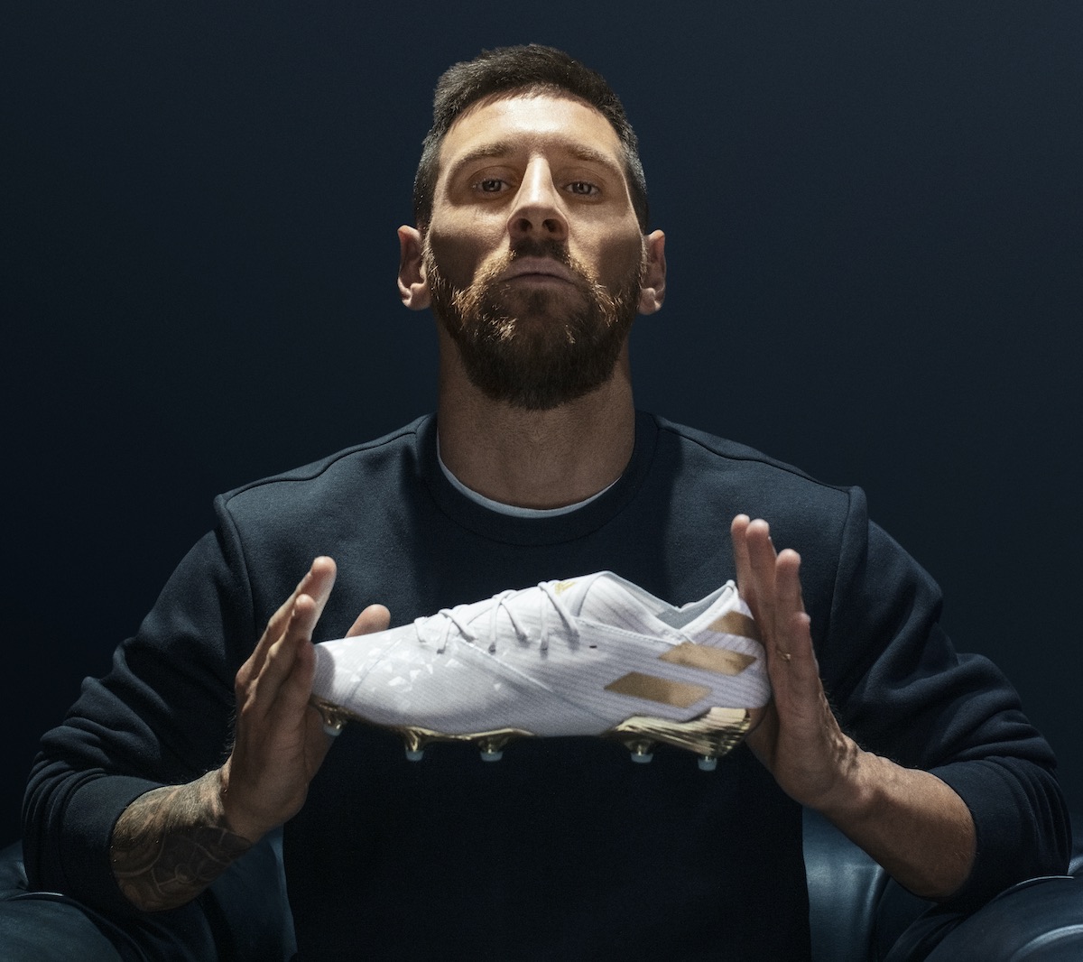 Adidas lancia le nuove scarpe Nemeziz per i 15 anni dell'esordio di Messi |  Calcio e Finanza