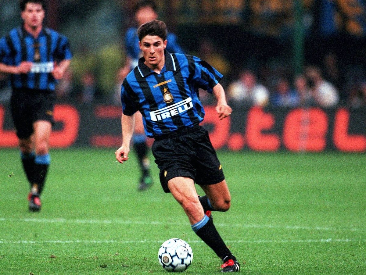 Inter maglie storiche Pirelli