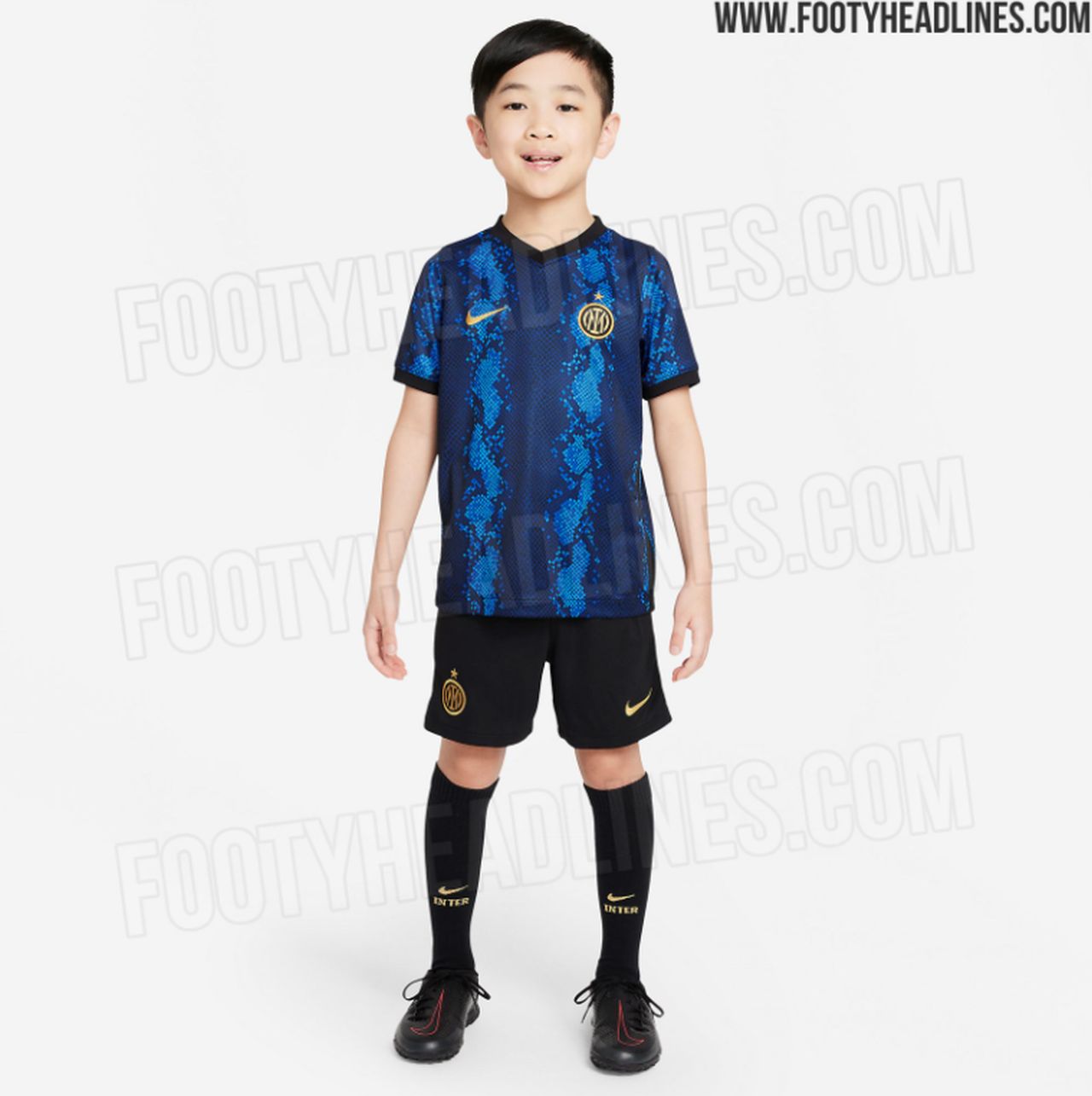Inter, prime immagini ufficiali della maglia Home 2021/22