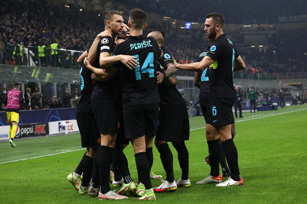 Inter, giallo e azzurro i colori della terza maglia 2022/23