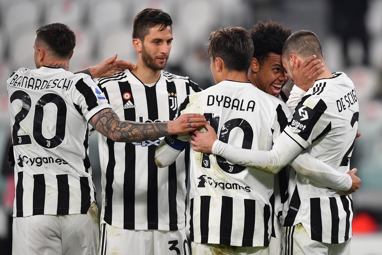 Juve, colletto stile Polo per la maglia Home 2022/23: le immagini