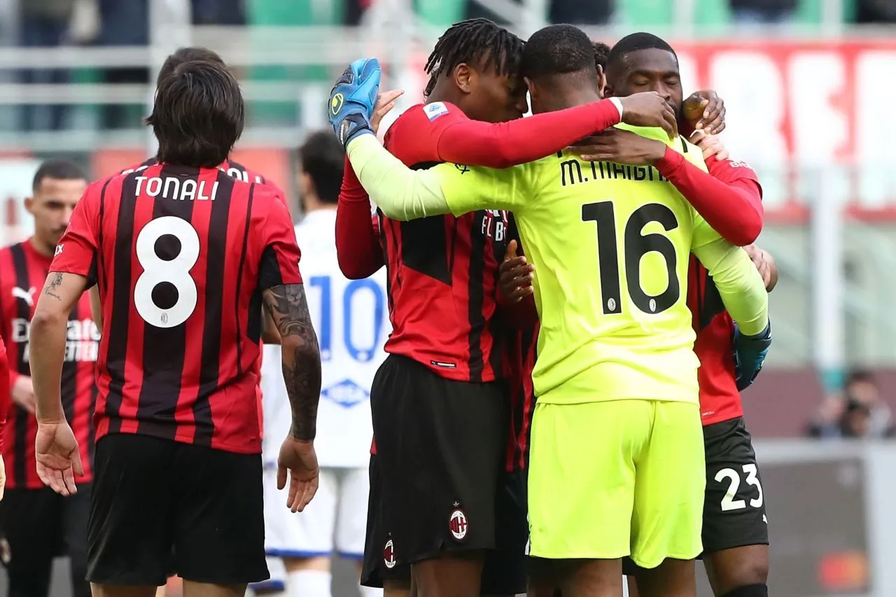 Milan rinnovi sponsor