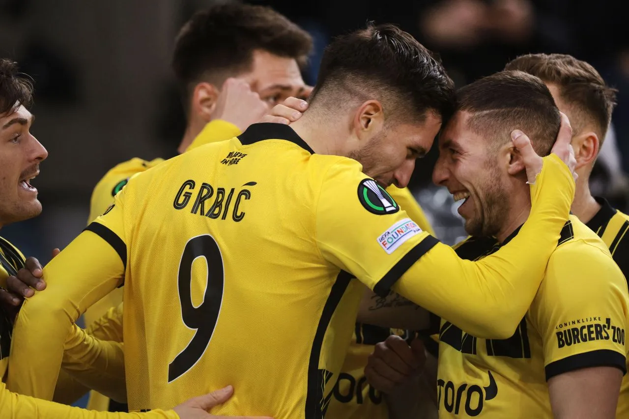 Vitesse cessione club