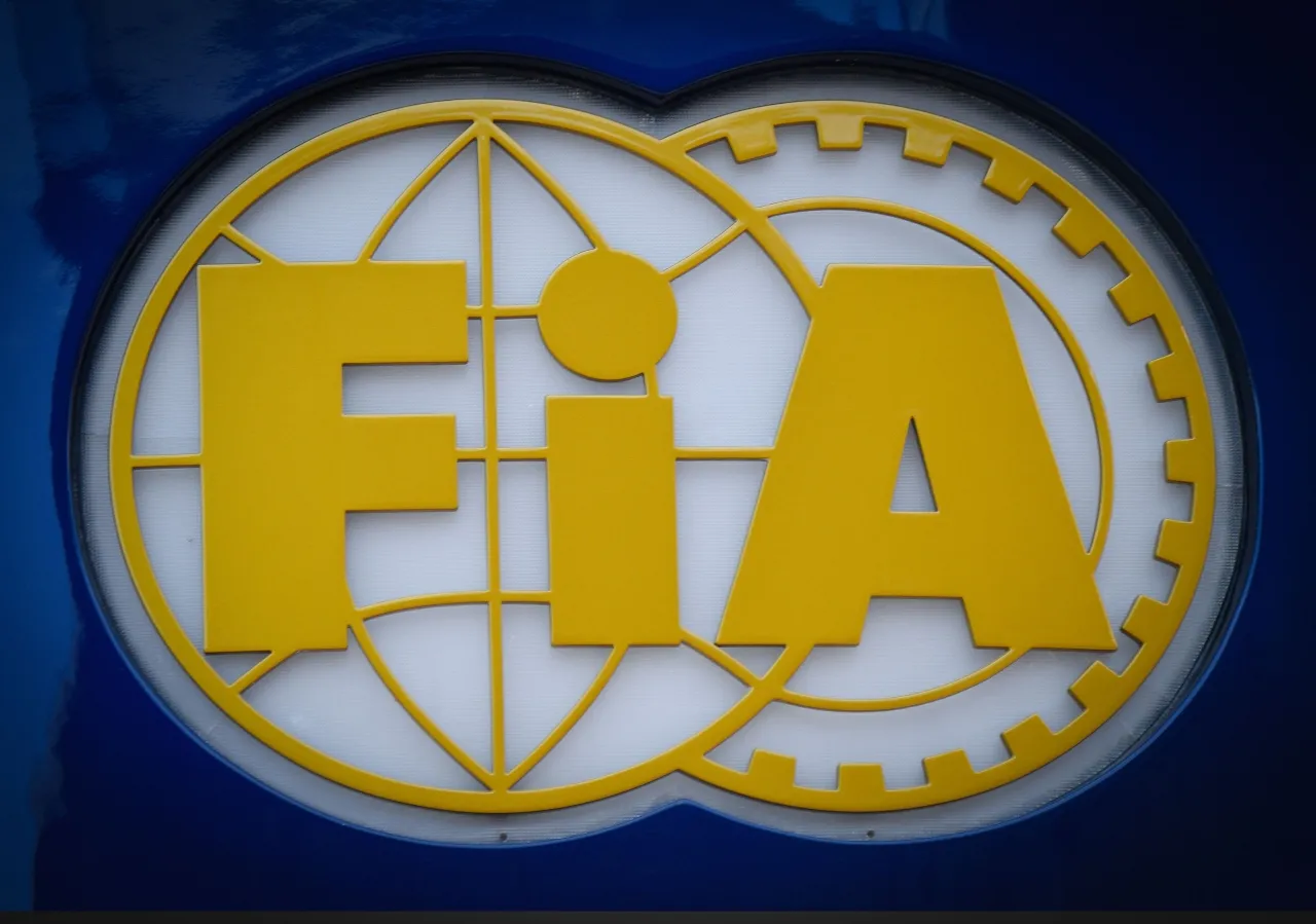 AUTO-PRIX-F1-FRA-FIA-LOGO