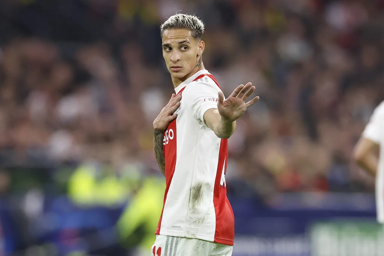 9B6BA666-52FE-4C55-A340-677E7F7A8CED