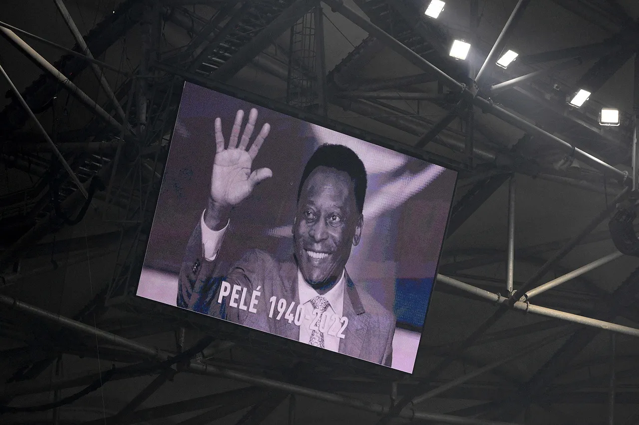 Pelè minuto di silenzio Serie A