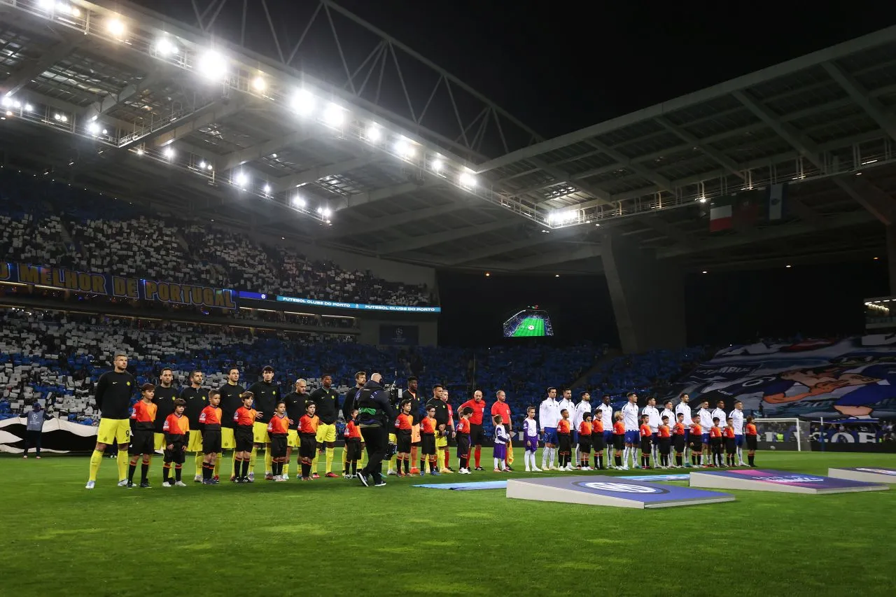 Tifosi Inter Oporto esposto Ue