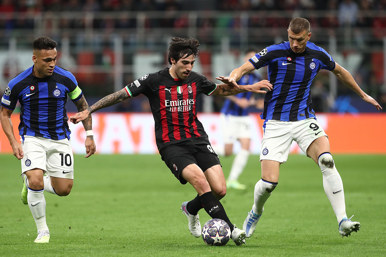 ac-milan-v-fc-internazionale-semi-final-first-leg-uefa-champions-league (1)