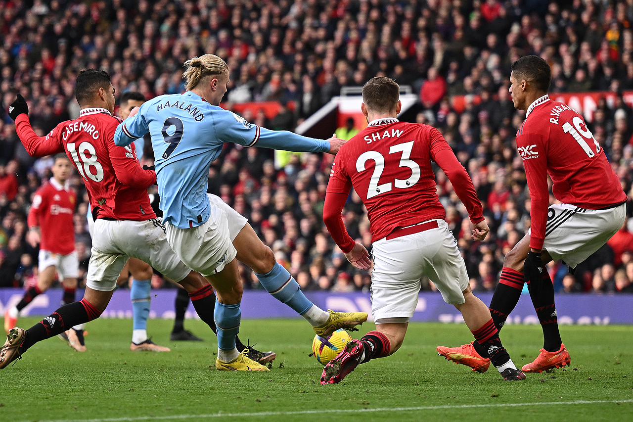 fbl-eng-pr-man-utd-man-city