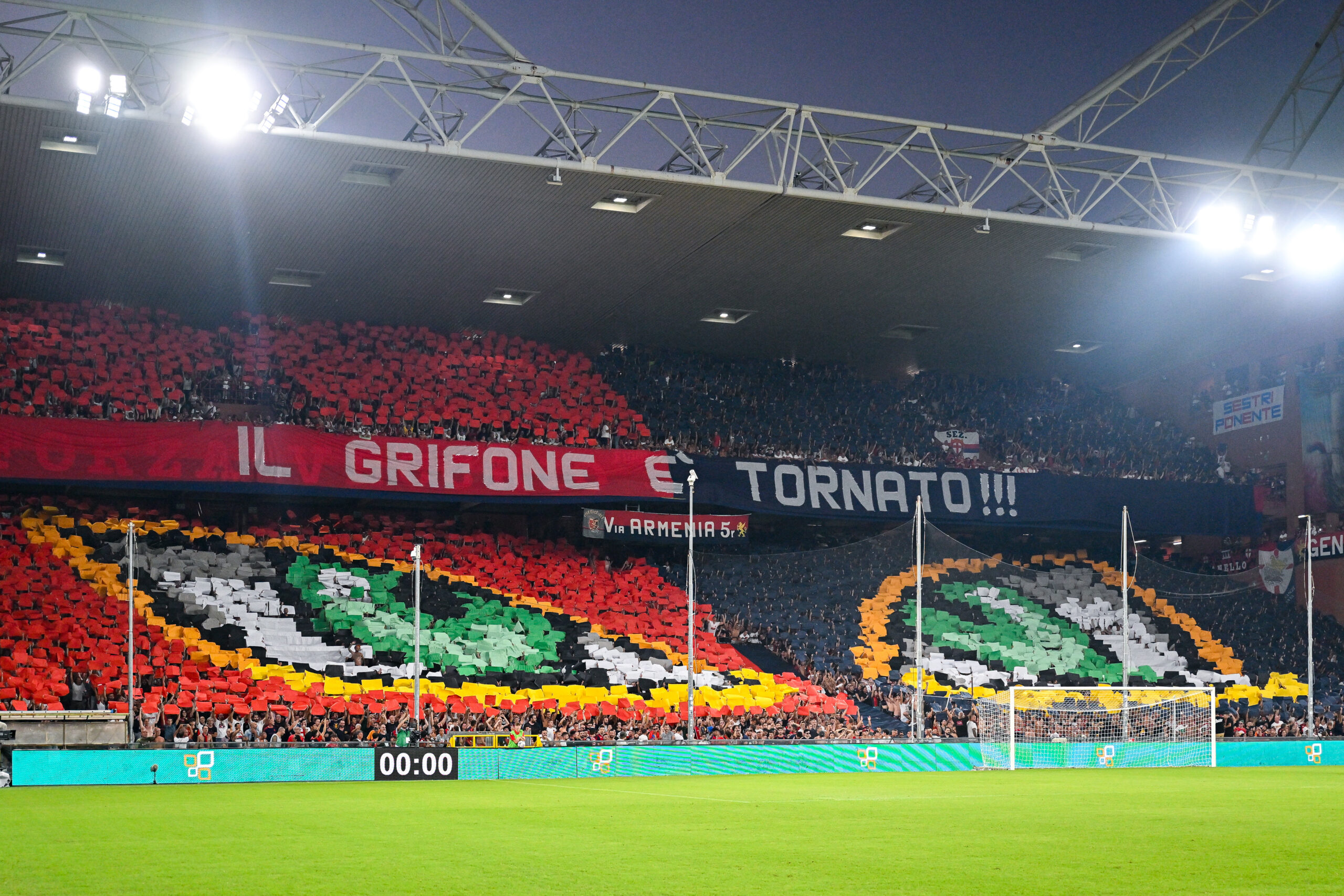 Genoa CFC v ACF Fiorentina - Serie A TIM
