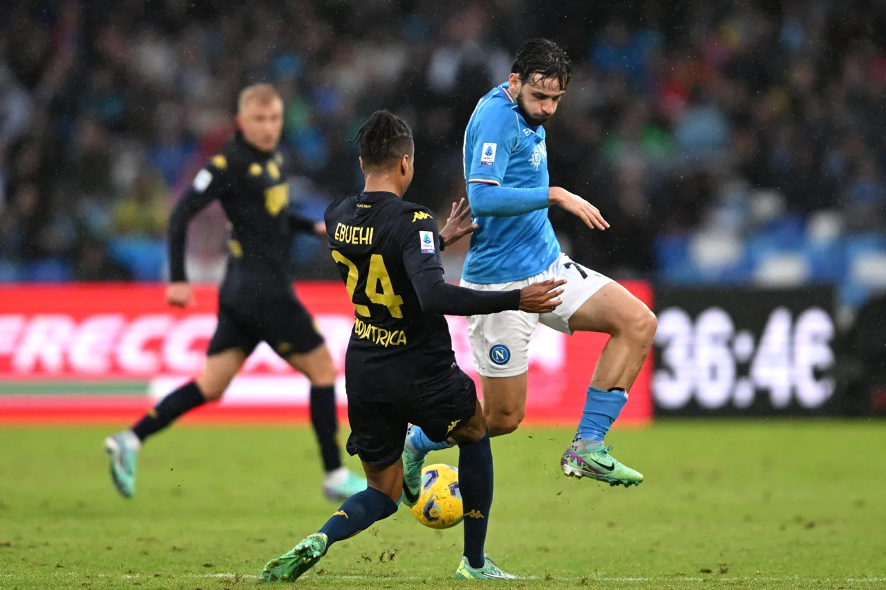 ssc-napoli-v-empoli-fc-serie-a-tim (1)