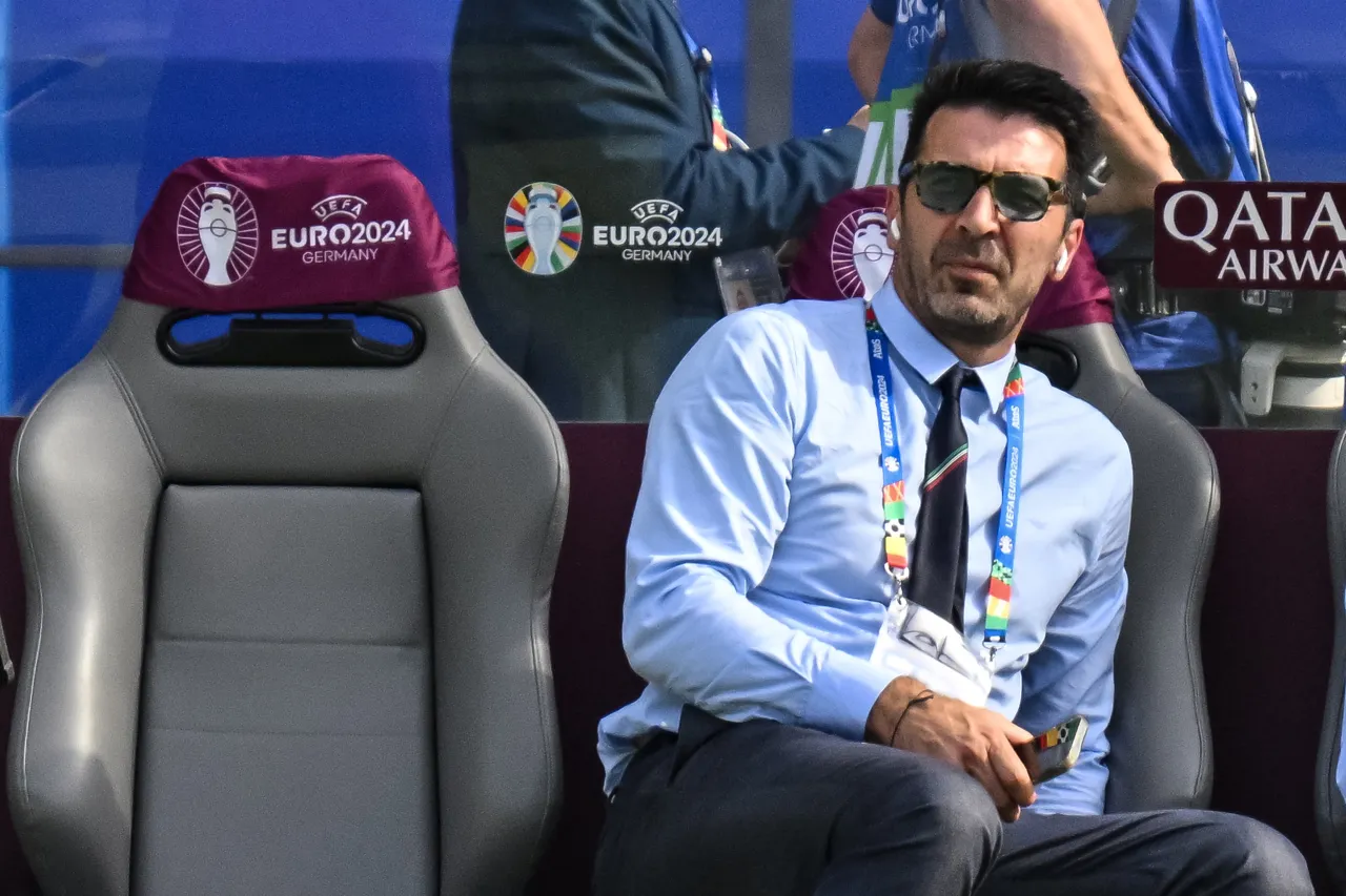 Buffon premio presidente UEFA