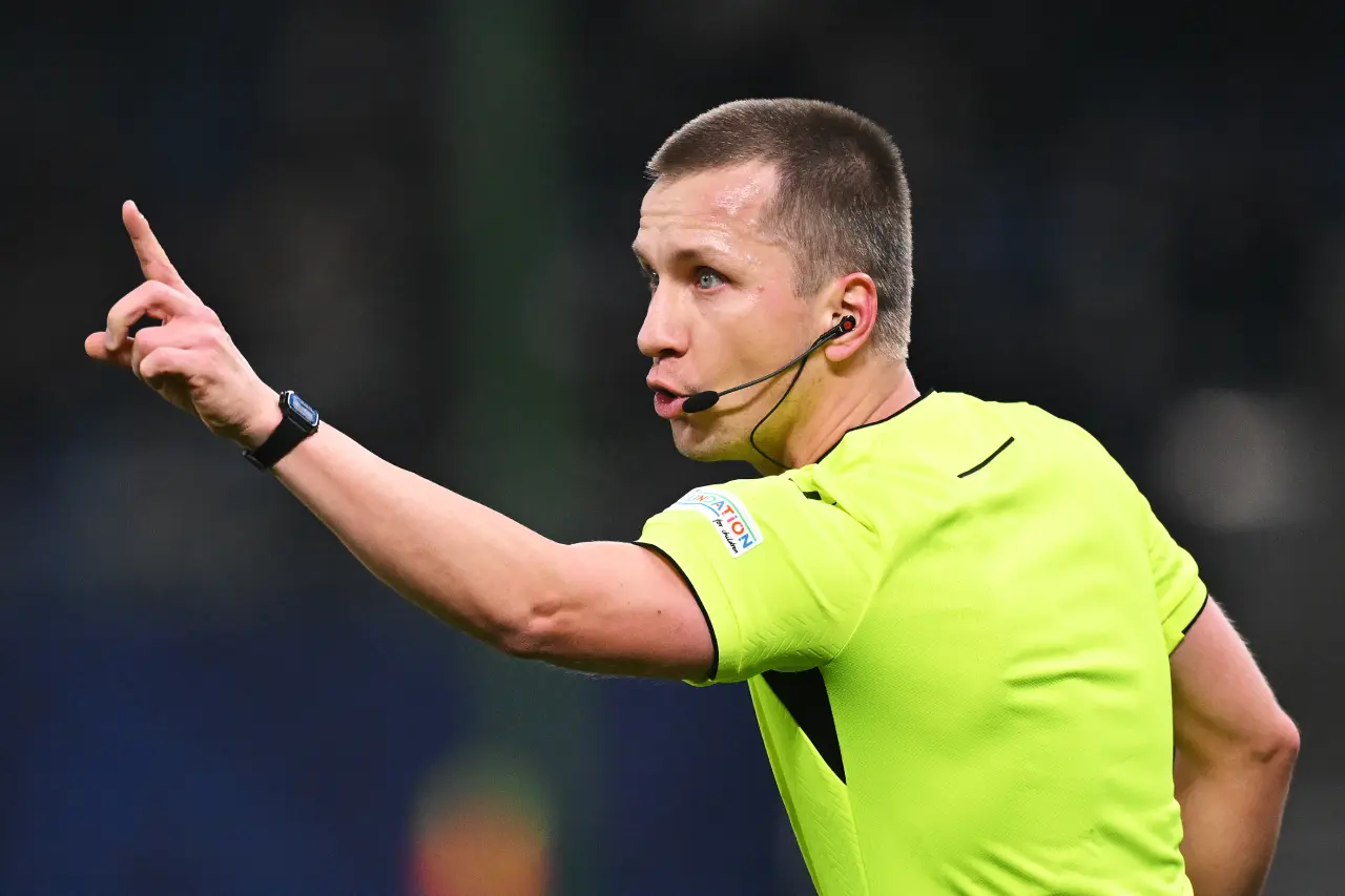 UEFA sospensione arbitri