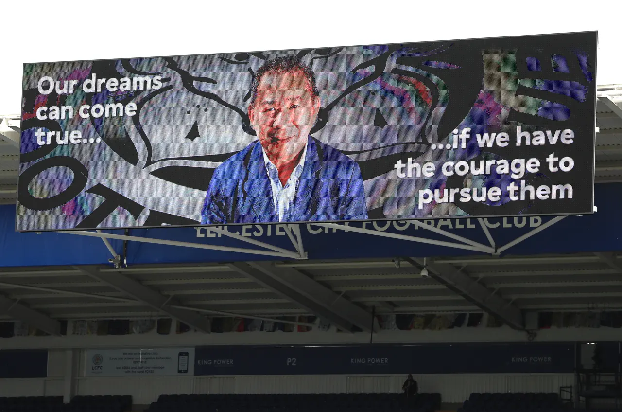 Leonardo difesa causa Leicester