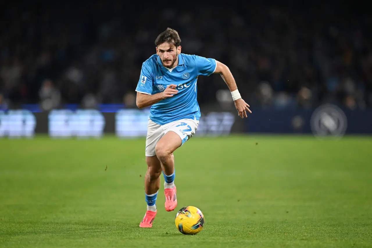 Kvaratskhelia plusvalenza Napoli