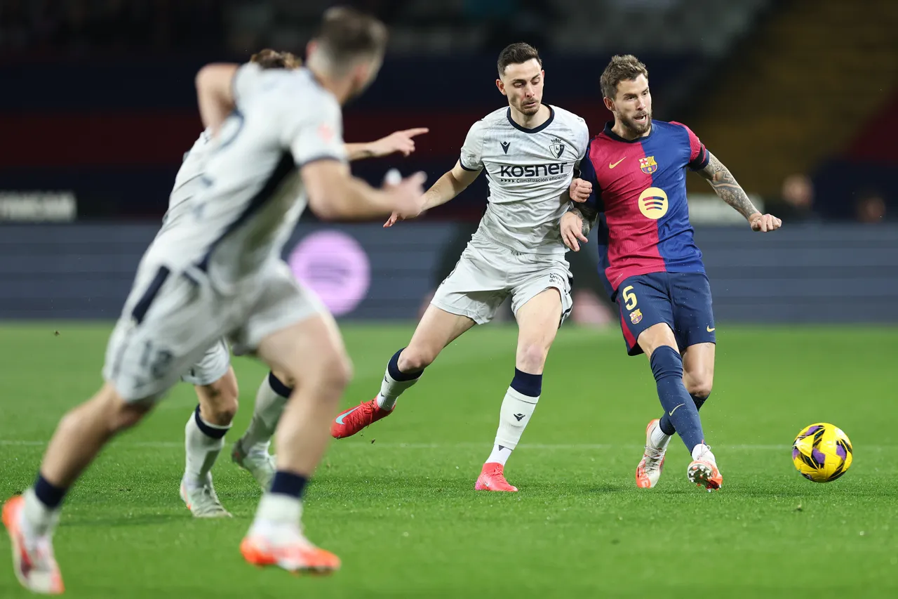 fc-barcelona-v-ca-osasuna-la-liga-ea-sports (1)