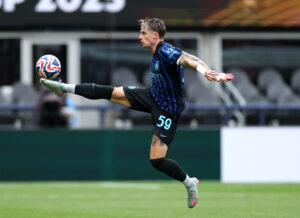 FC Internazionale Milano v Urawa Red Diamonds: Group E - FIFA Club World Cup 2025