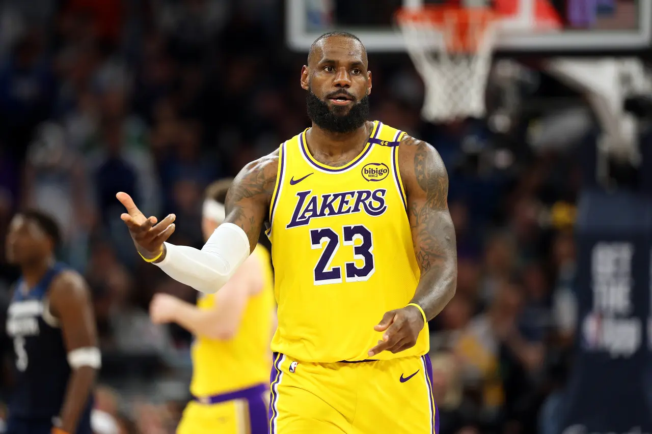 Lakers valutazione cessione
