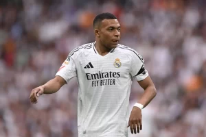 Mbappè denuncia il PSG