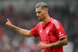 Wrexham Nottingham Forest in streaming gratis