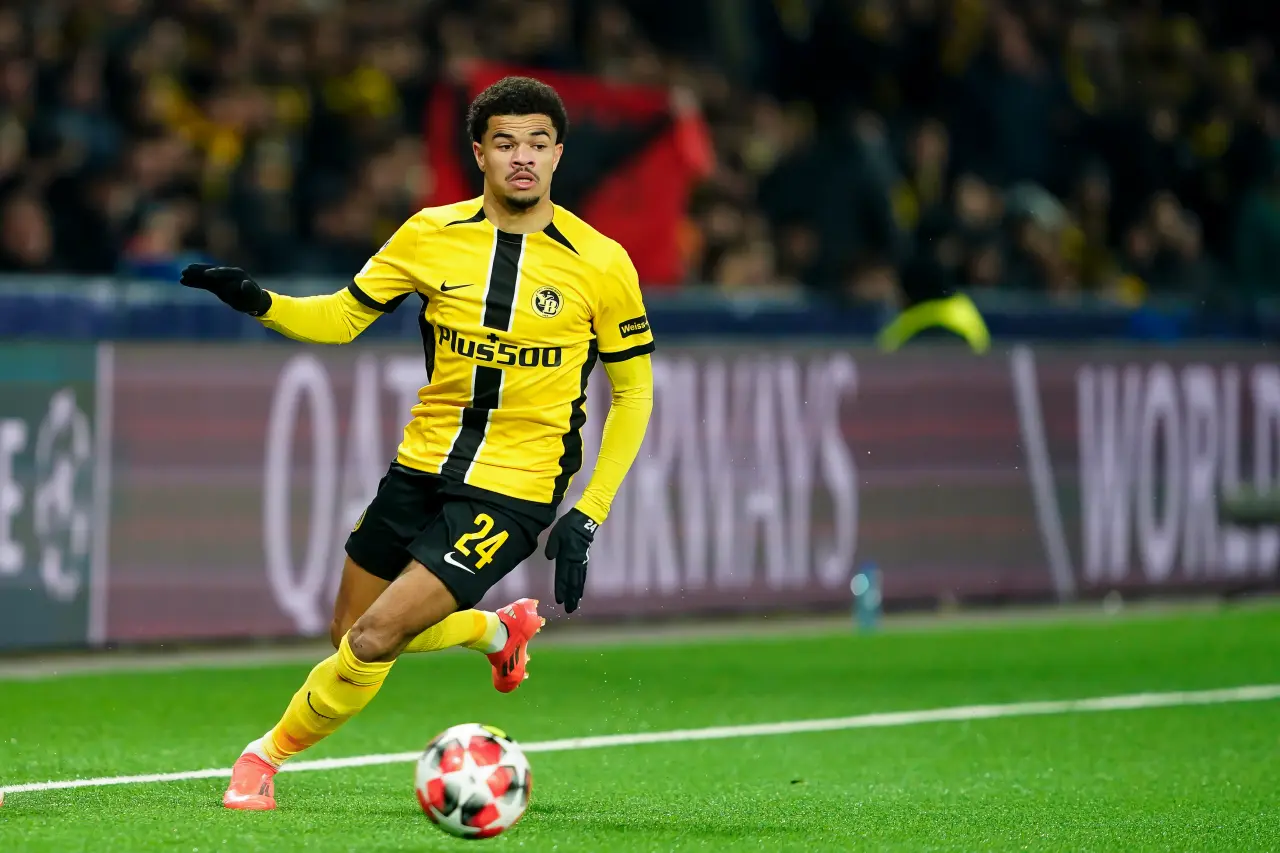 Athekame stipendio Milan