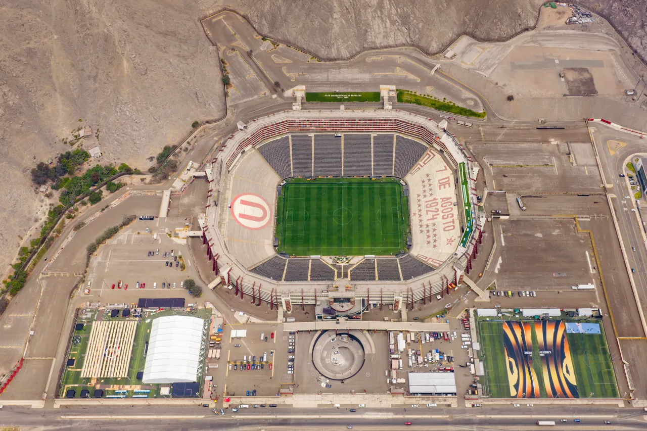 stadio perù lima