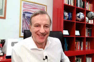 8298A647-7CBB-4808-9F18-8FEBFB681A47