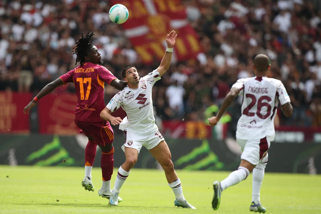 as-roma-v-torino-fc-serie-a