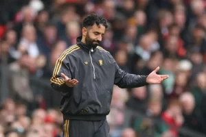 Manchester United costo esoneri