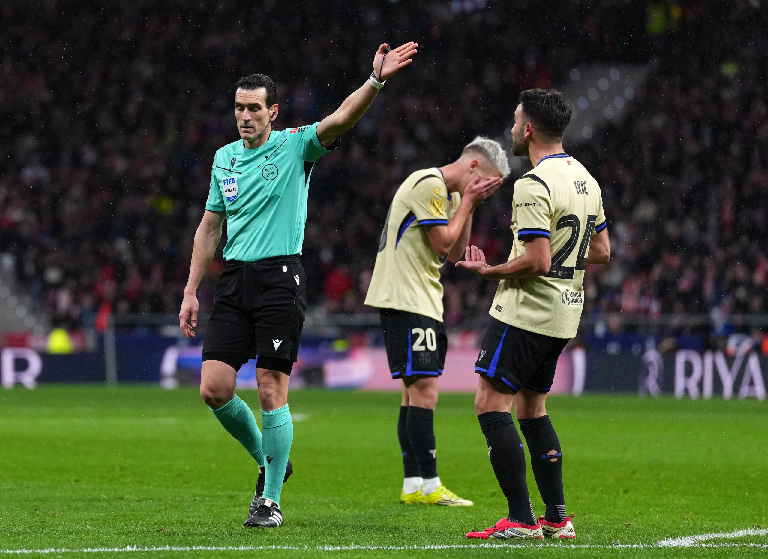 Atletico de Madrid v FC Barcelona - Copa Del Rey