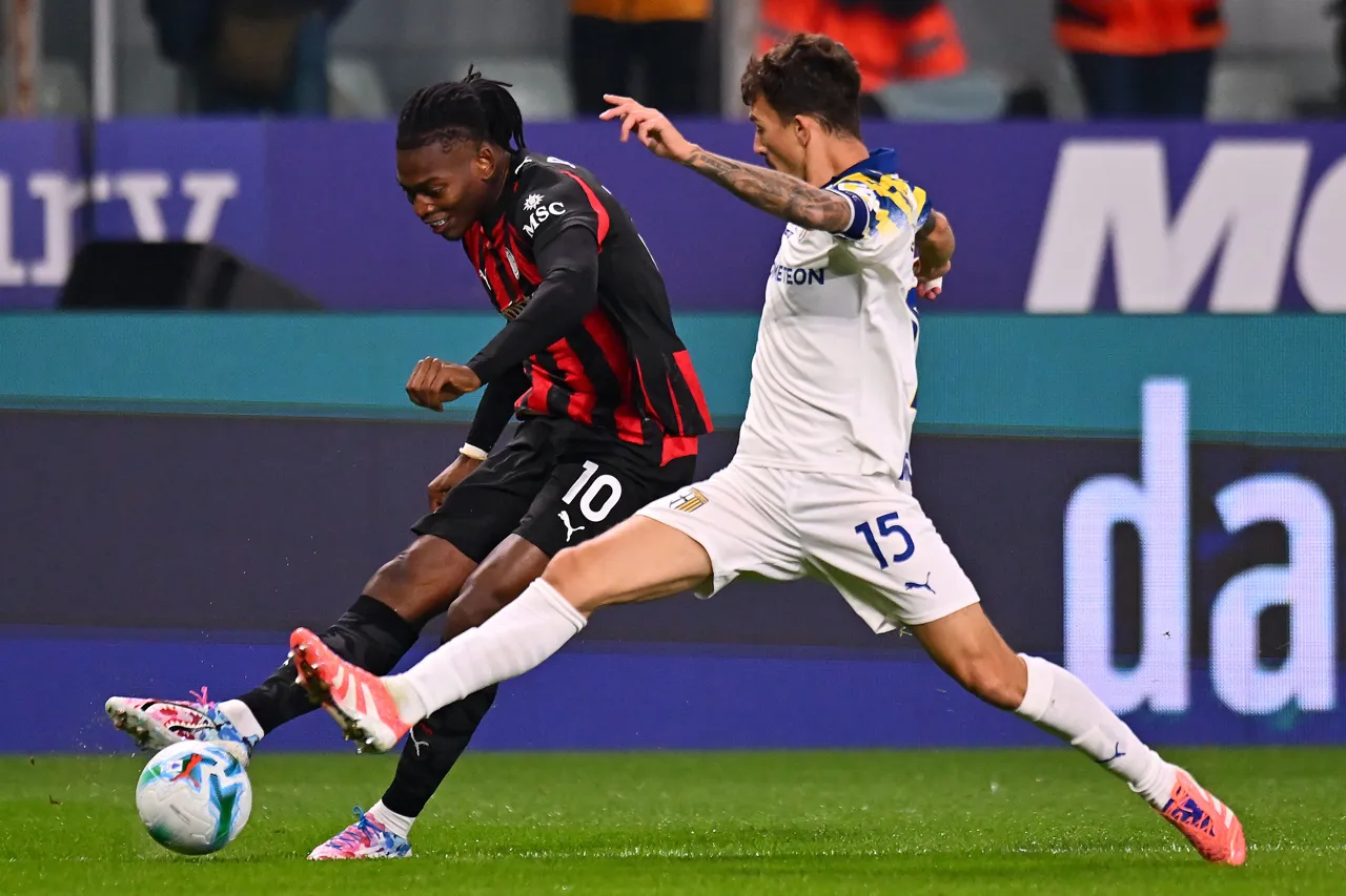 parma-calcio-1913-v-ac-milan-serie-a (1)