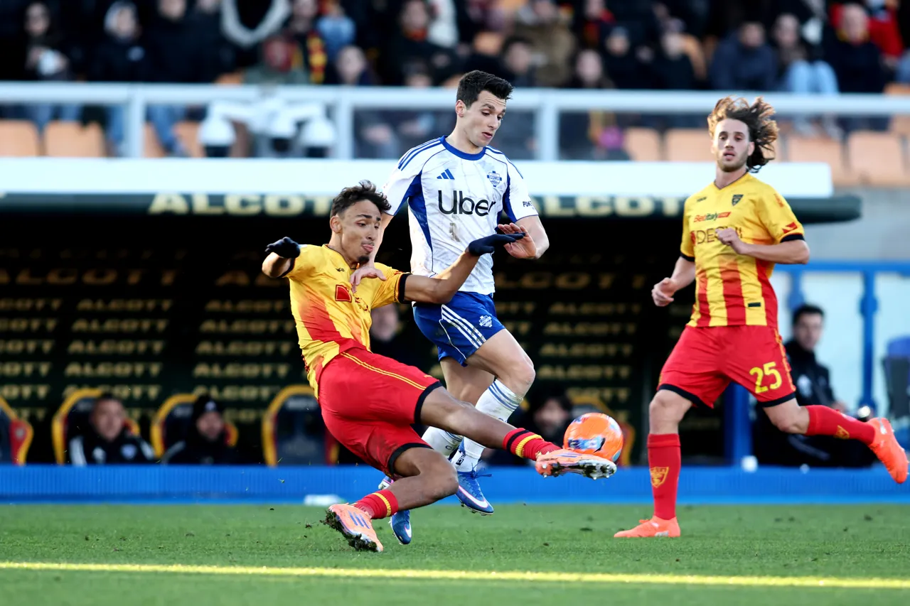 us-lecce-v-como-1907-serie-a (1)