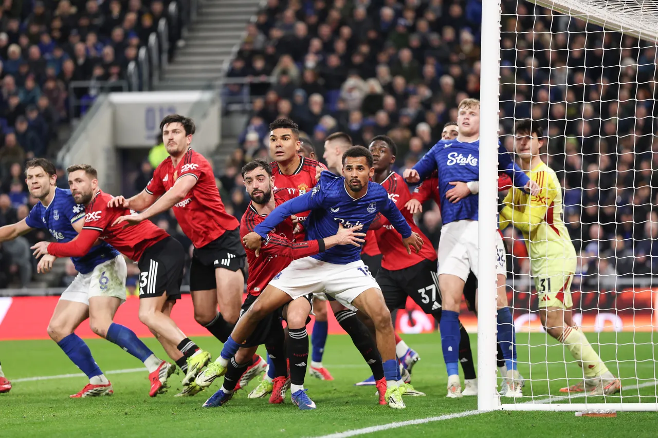 everton-v-manchester-united-premier-league (1)