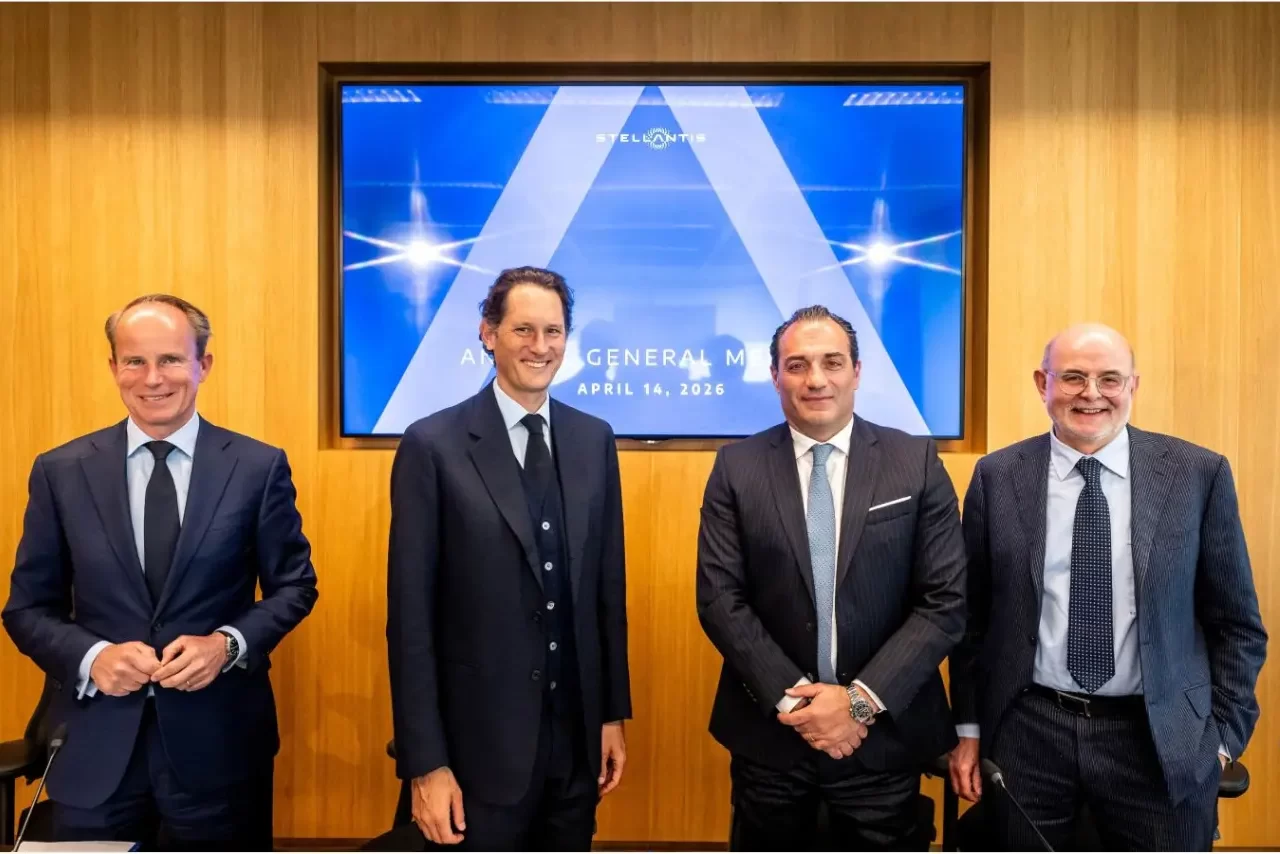 Elkann rieletto presidente Stellantis