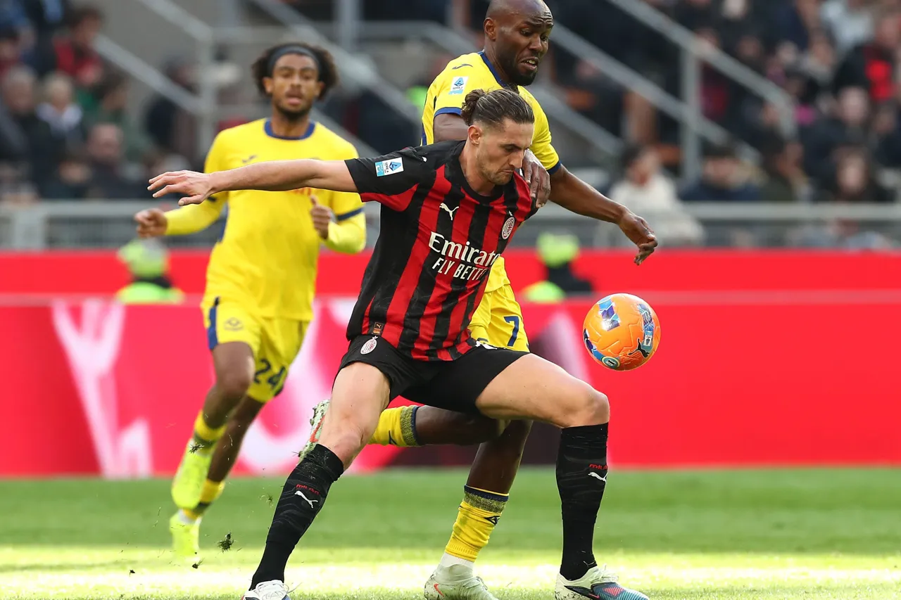 ac-milan-v-hellas-verona-fc-serie-a