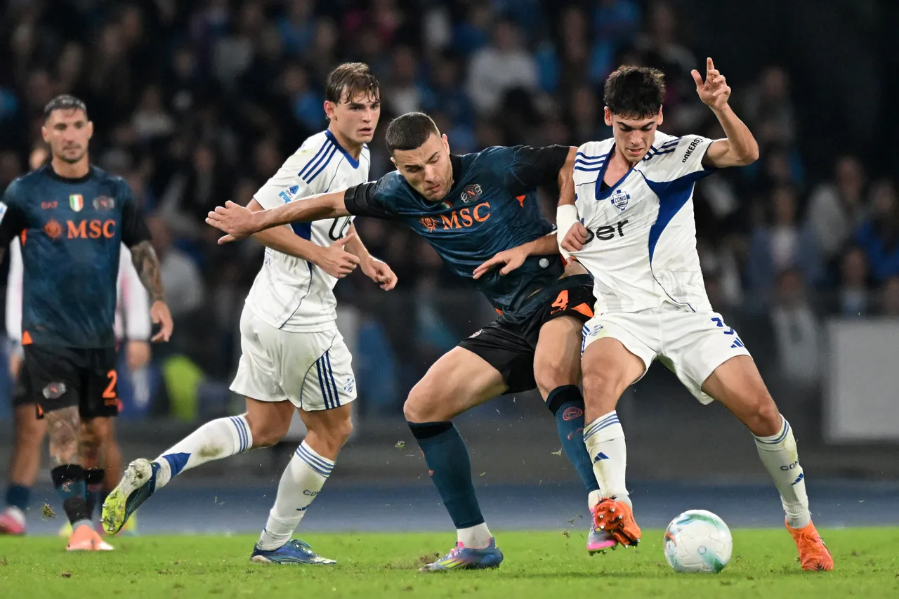ssc-napoli-v-como-1907-serie-a