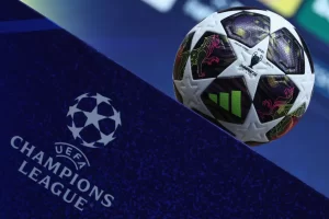 Finale Champions in chiaro