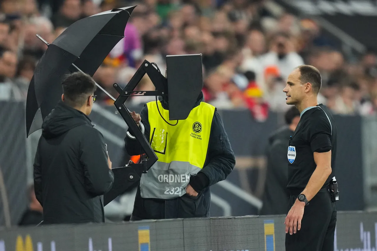 var fifa