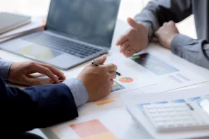 Banker, consulente finanziario