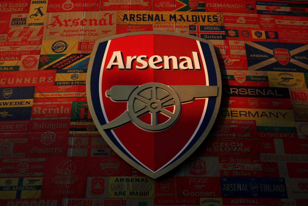 Arsenal licenzia 60 dipendenti